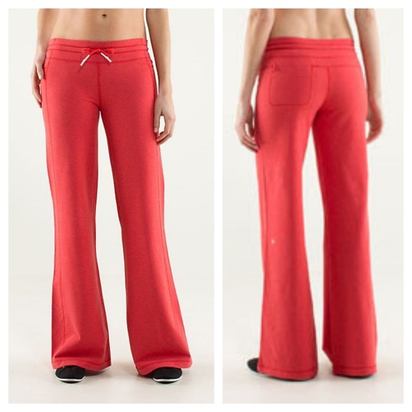 lululemon voyage sweatpant
